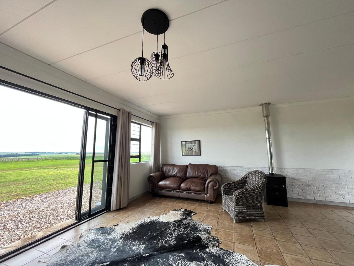 Dewdrop Farm Stay Ermelo Esterno foto
