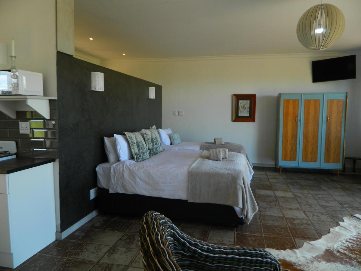 Dewdrop Farm Stay Ermelo Esterno foto