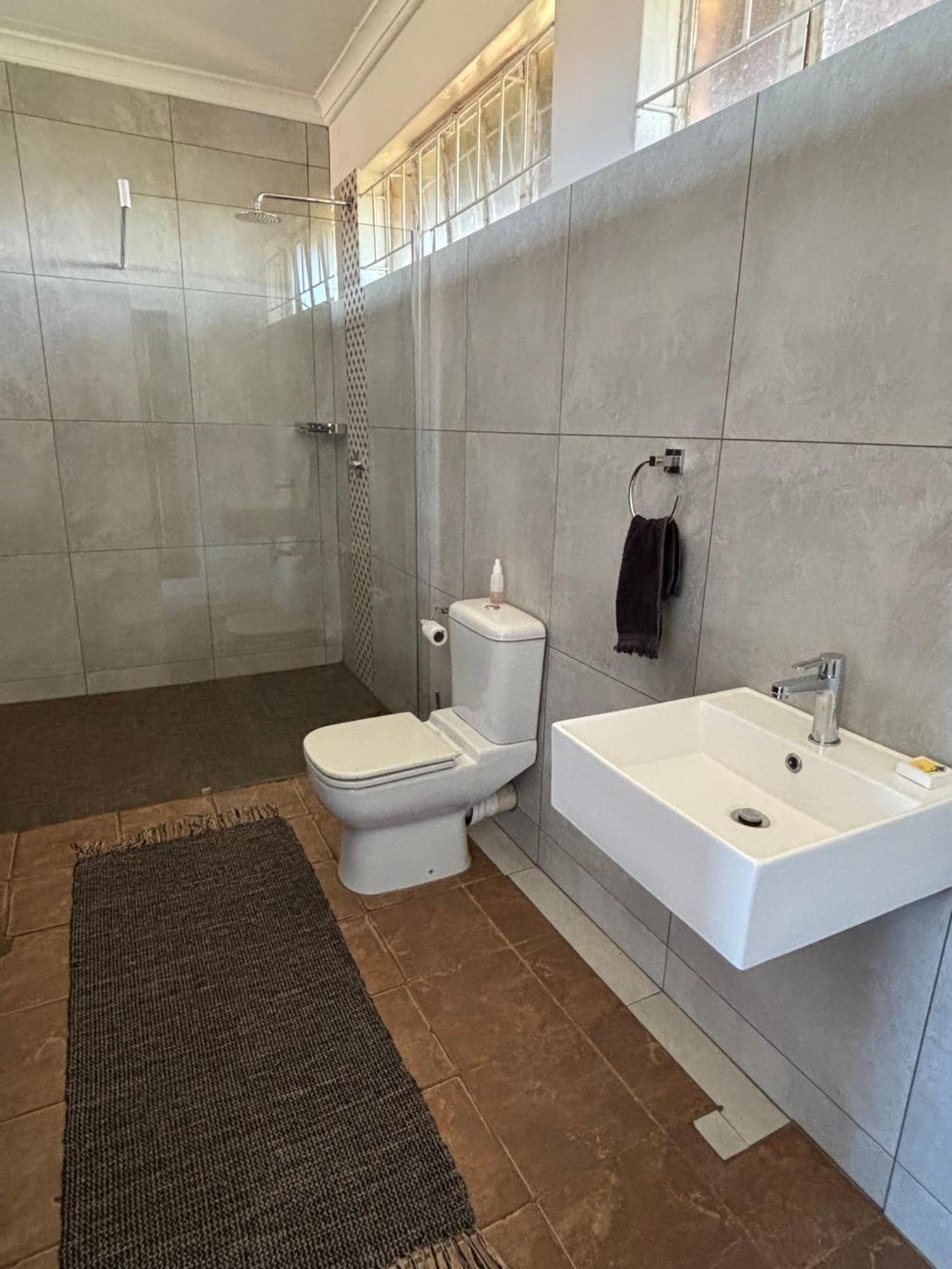 Dewdrop Farm Stay Ermelo Esterno foto